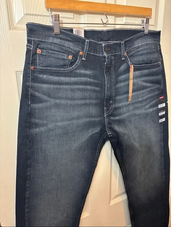 Levi's Men's Dark Gray Straight Jeans - Picture 2 of 7